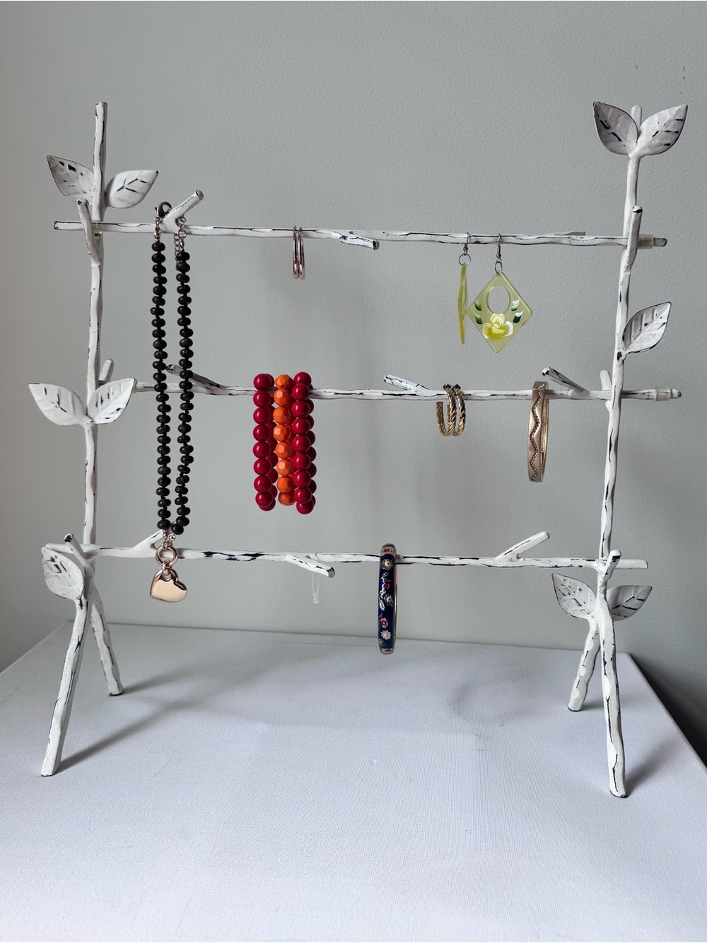 White Leaf-Accent Metal Jewelry Stand Holder - Home Accents